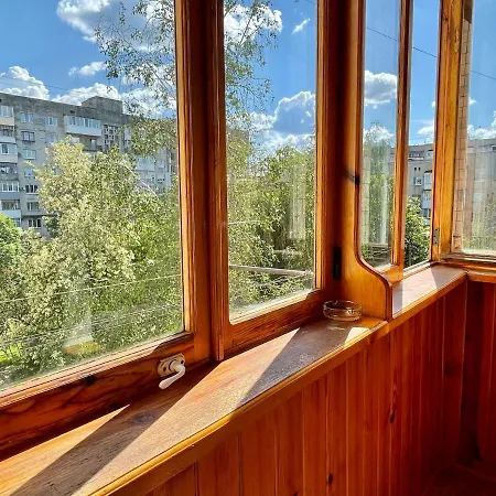 Cozy Apartments On Schmidta Street Винница Экстерьер фото